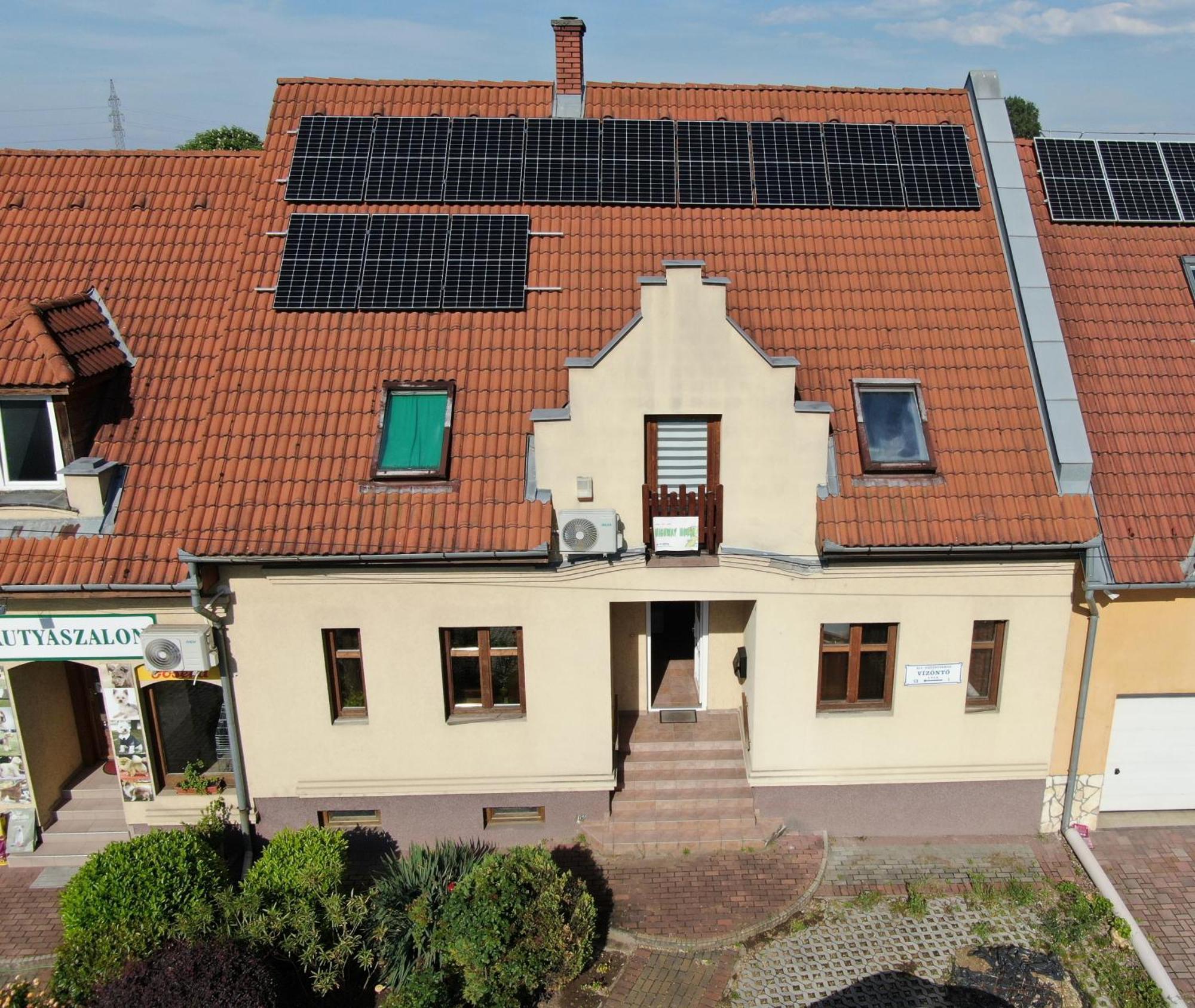 Highway House Hotel Kecskemét Kültér fotó